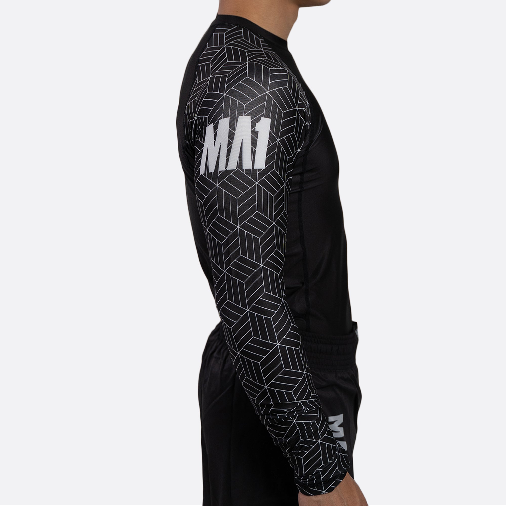 MA1 Long Sleeve Rash Guard - Wagara Black