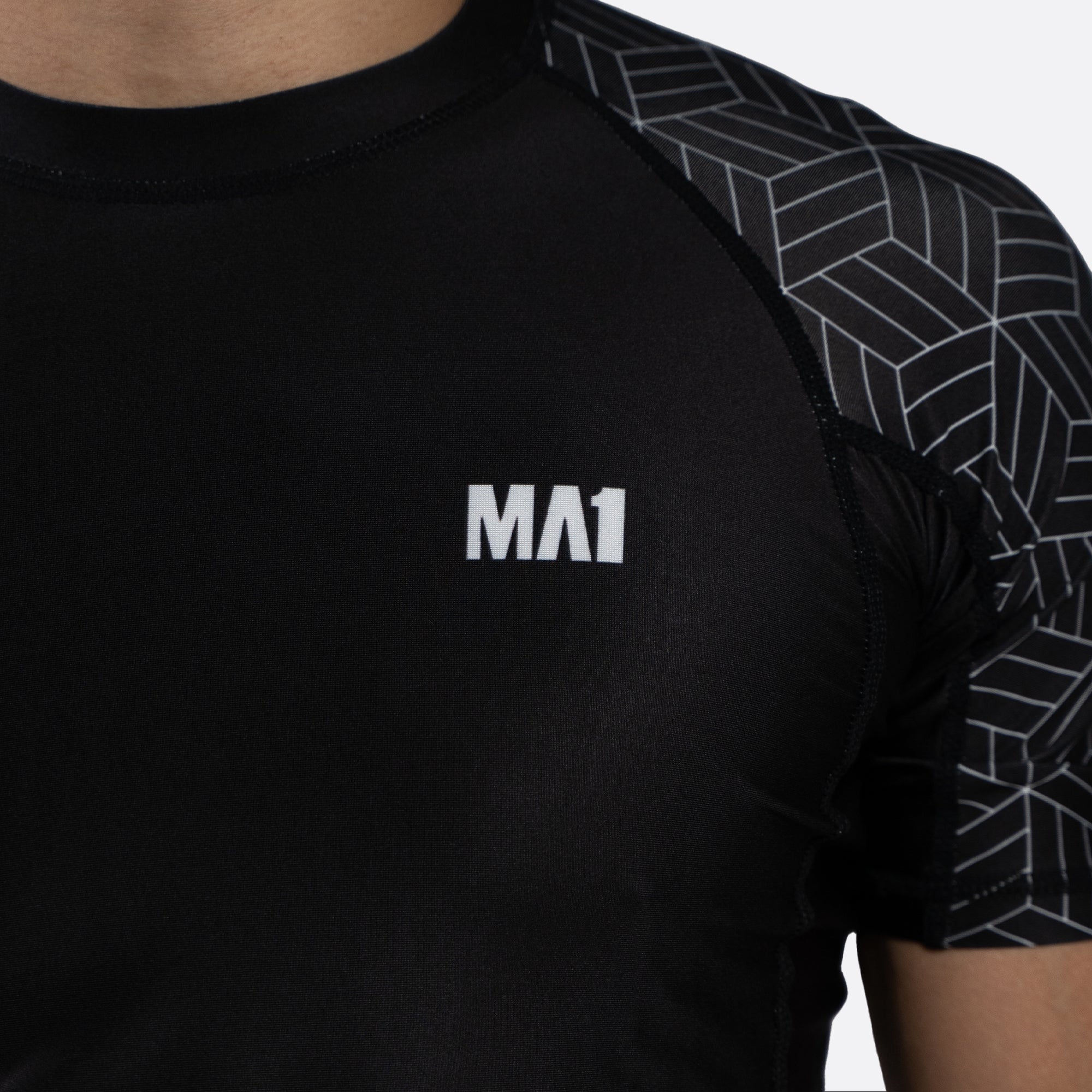 MA1 Short Sleeve Rash Guard - Wagara Black